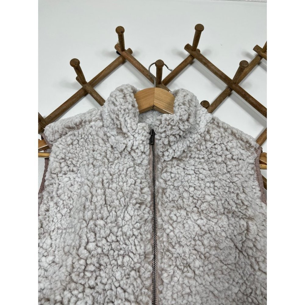 Thread & Supply Artic Teddy Bear Sherpa Fleece Vest In Pink Size M - Picture 3 of 6